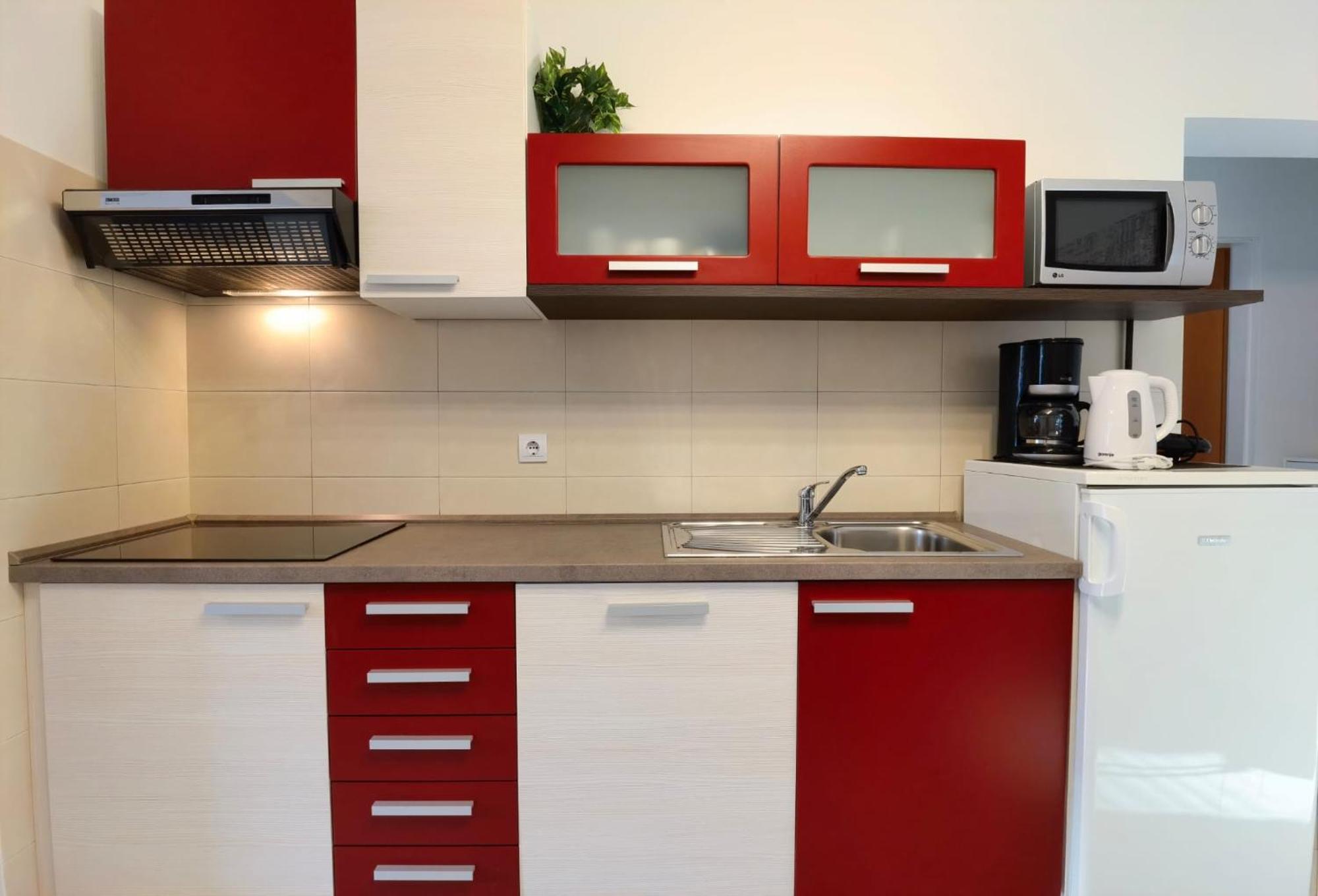 Stay In The Heart Of Porec - 50M To The Beach 외부 사진