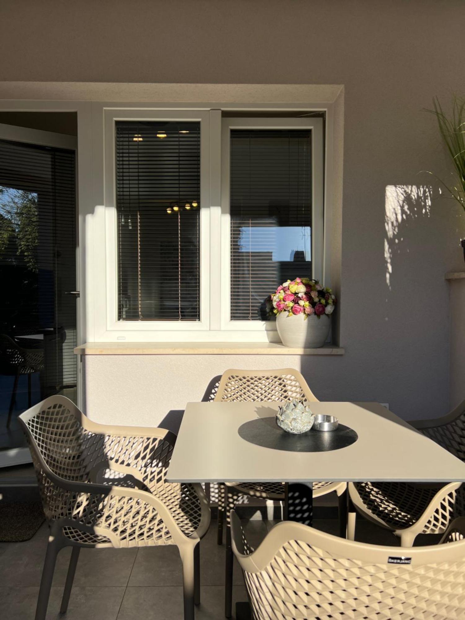 Stay In The Heart Of Porec - 50M To The Beach 외부 사진